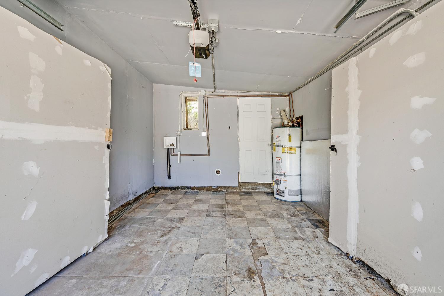 Detail Gallery Image 28 of 29 For 3422 Kansas St, Oakland,  CA 94602 - 3 Beds | 1 Baths