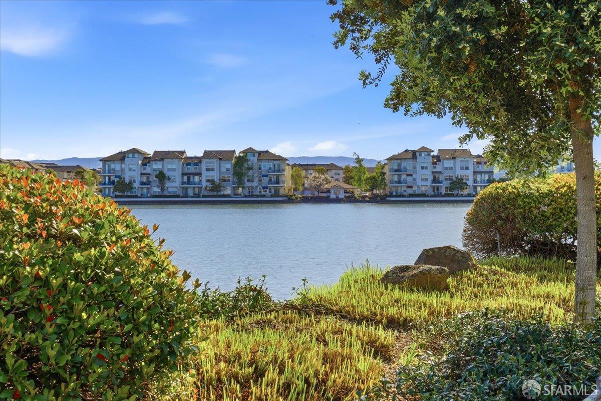 Detail Gallery Image 77 of 79 For 332 Mindanao Dr, Redwood City,  CA 94065 - 3 Beds | 2/1 Baths