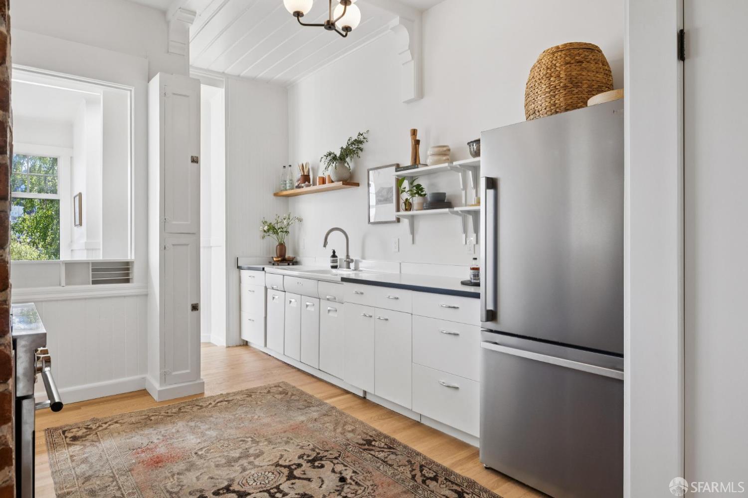 Detail Gallery Image 17 of 51 For 4333 23rd St, San Francisco,  CA 94114 - 3 Beds | 3 Baths