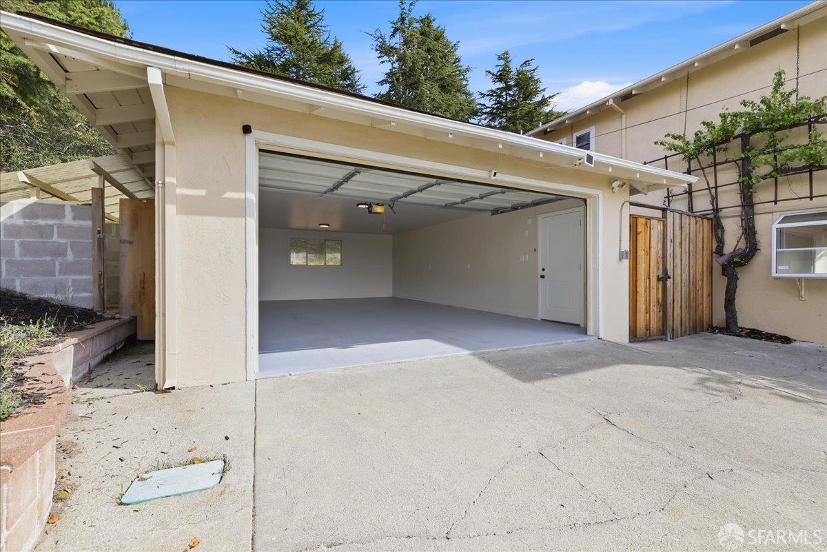 Detail Gallery Image 33 of 46 For 15942 Cambrian Dr, San Leandro,  CA 94578 - 5 Beds | 3 Baths