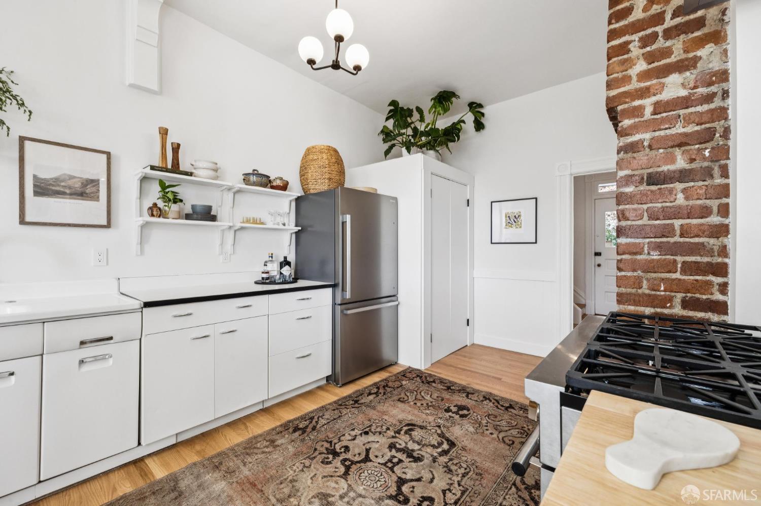 Detail Gallery Image 18 of 51 For 4333 23rd St, San Francisco,  CA 94114 - 3 Beds | 3 Baths