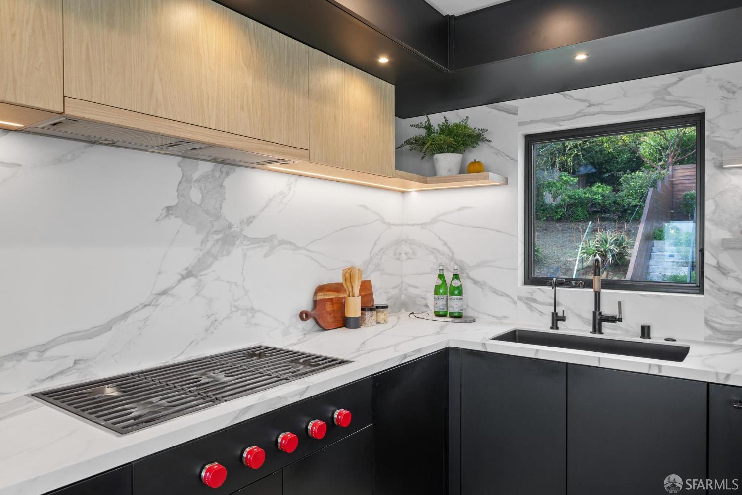 Detail Gallery Image 23 of 81 For 222 Molimo Dr, San Francisco,  CA 94127 - 4 Beds | 3/1 Baths