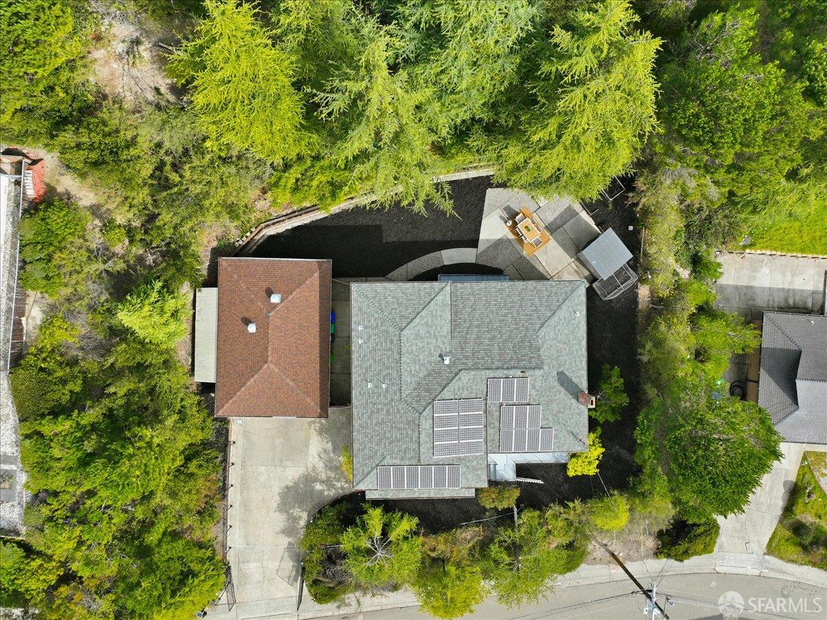 Detail Gallery Image 37 of 46 For 15942 Cambrian Dr, San Leandro,  CA 94578 - 5 Beds | 3 Baths