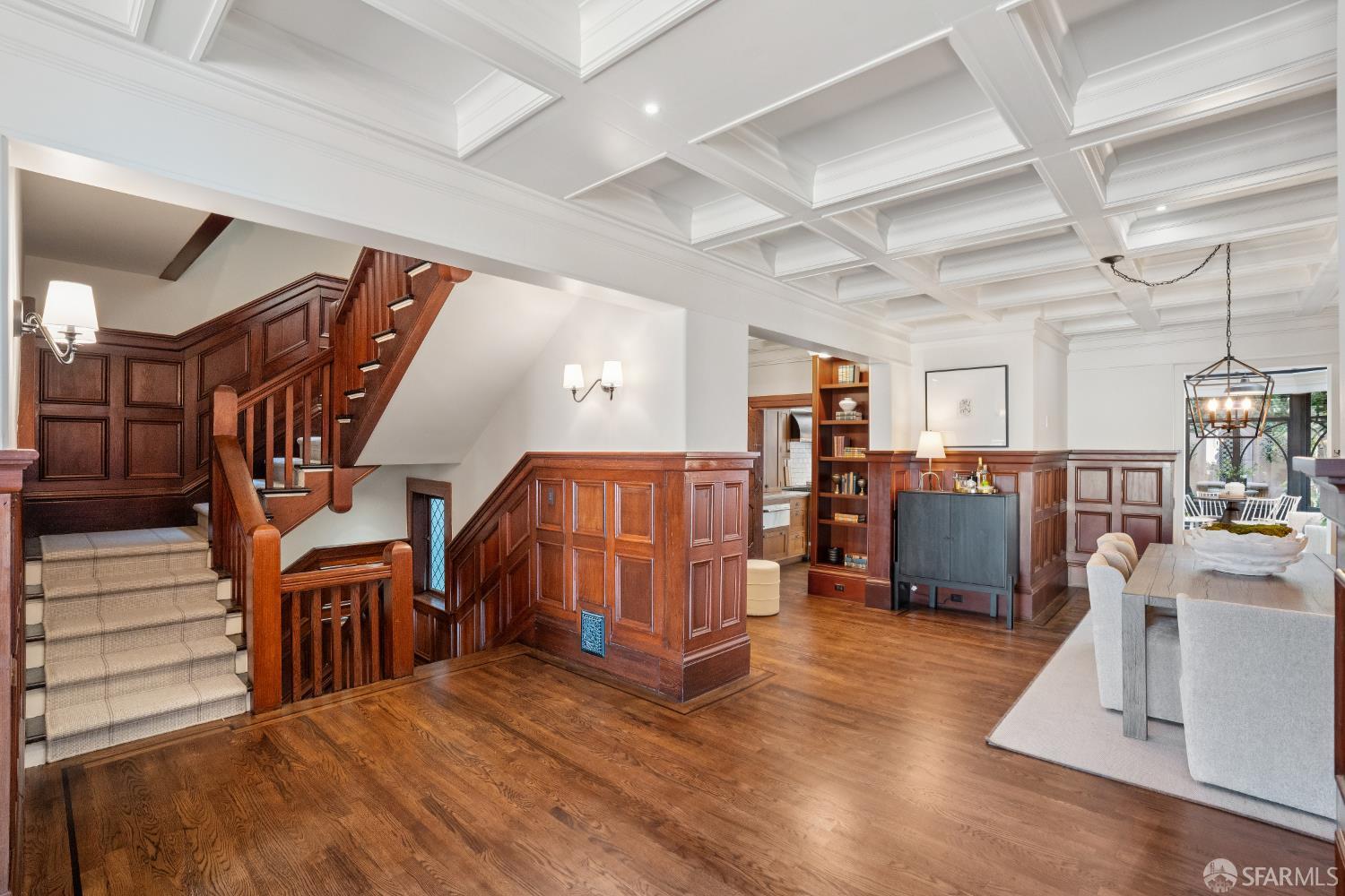 Detail Gallery Image 27 of 78 For 2535 Vallejo St, San Francisco,  CA 94123 - 3 Beds | 3/2 Baths