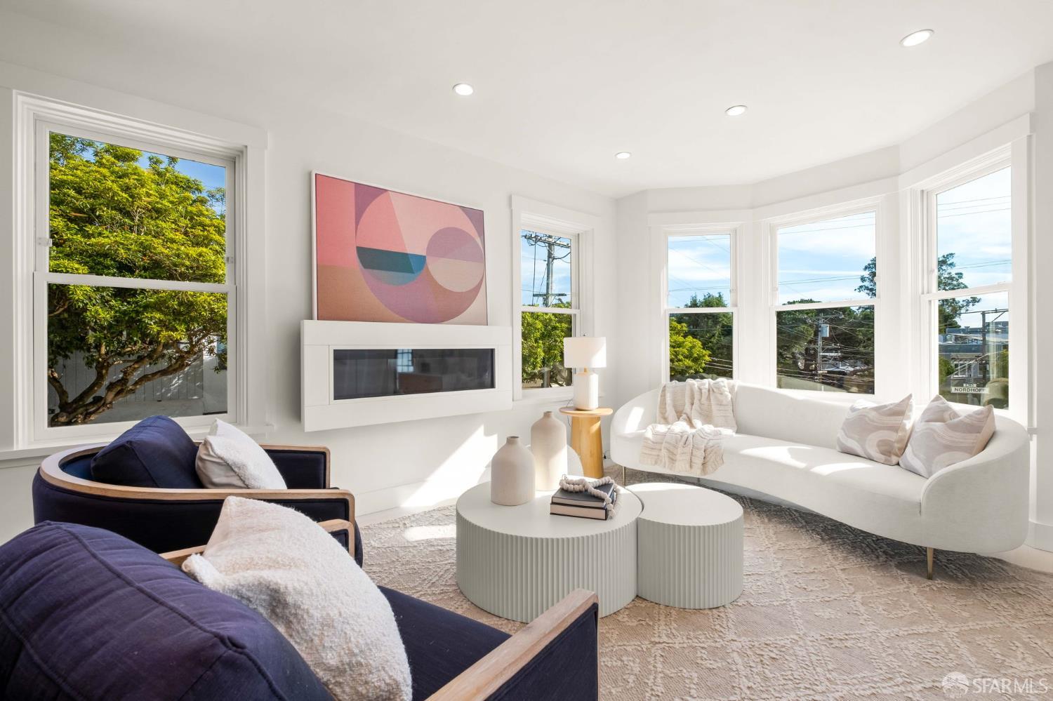 Detail Gallery Image 6 of 53 For 95 Nordhoff St, San Francisco,  CA 94131 - 4 Beds | 5 Baths