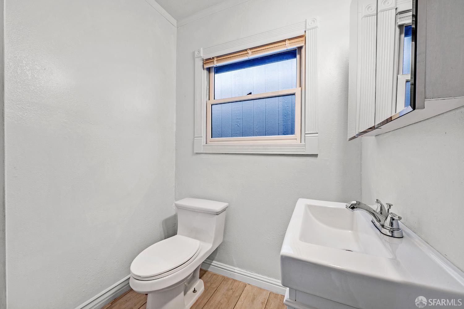 Detail Gallery Image 27 of 29 For 3422 Kansas St, Oakland,  CA 94602 - 3 Beds | 1 Baths