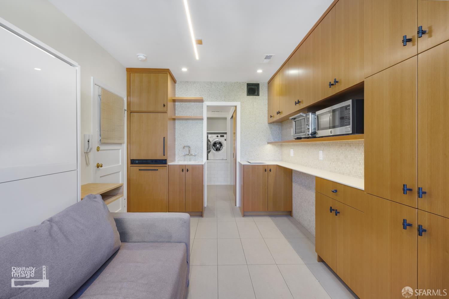 Detail Gallery Image 6 of 34 For 733 Waller St, San Francisco,  CA 94117 - – Beds | – Baths