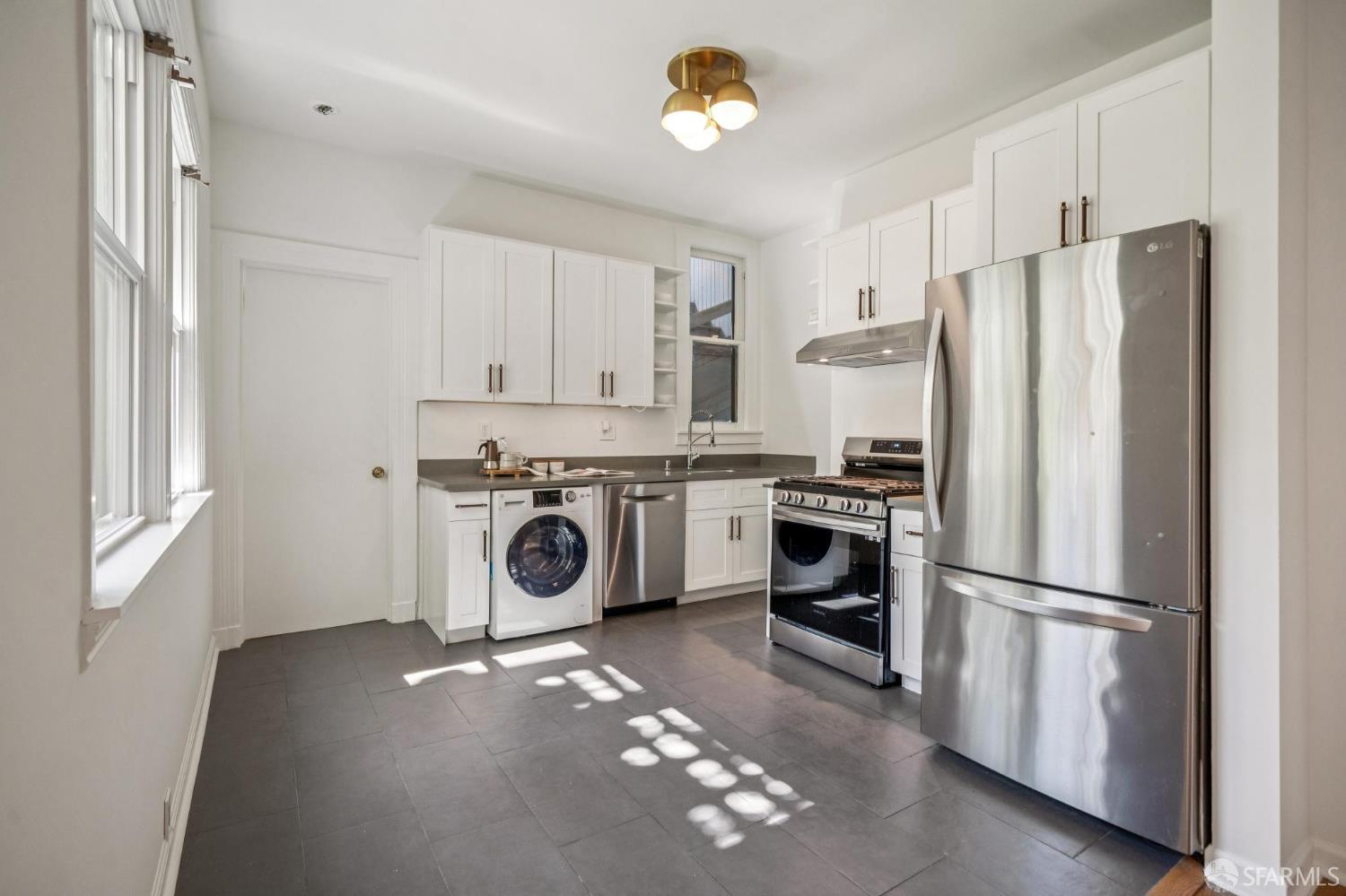 Photo #9: 426111734 Listing: Photo #9