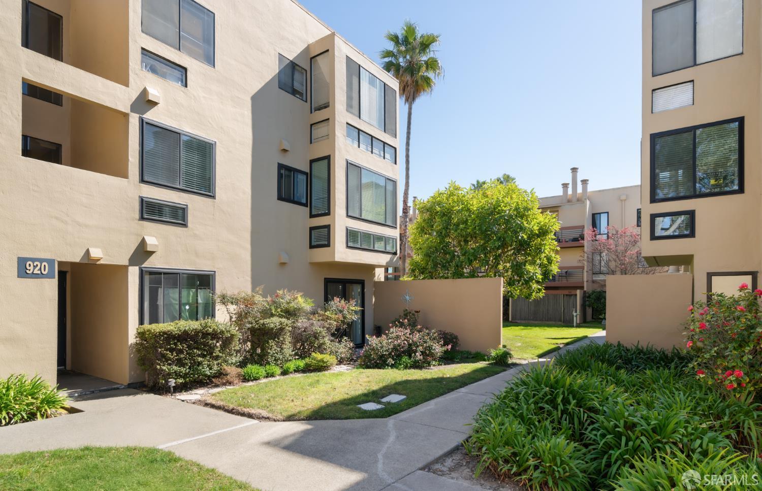 Detail Gallery Image 33 of 33 For 920 Beach Park Blvd #42,  Foster City,  CA 94404 - 2 Beds | 2 Baths