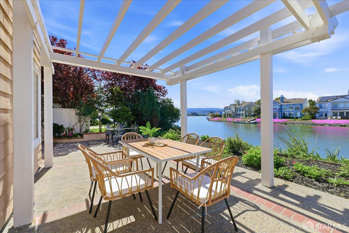 Detail Gallery Image 56 of 79 For 332 Mindanao Dr, Redwood City,  CA 94065 - 3 Beds | 2/1 Baths