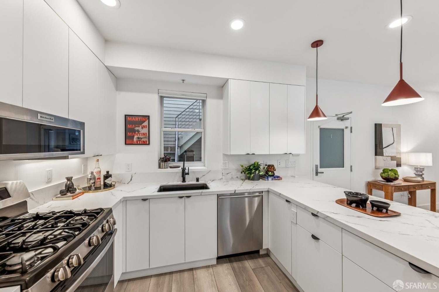 Photo #18: 426100649 Listing: Photo #18