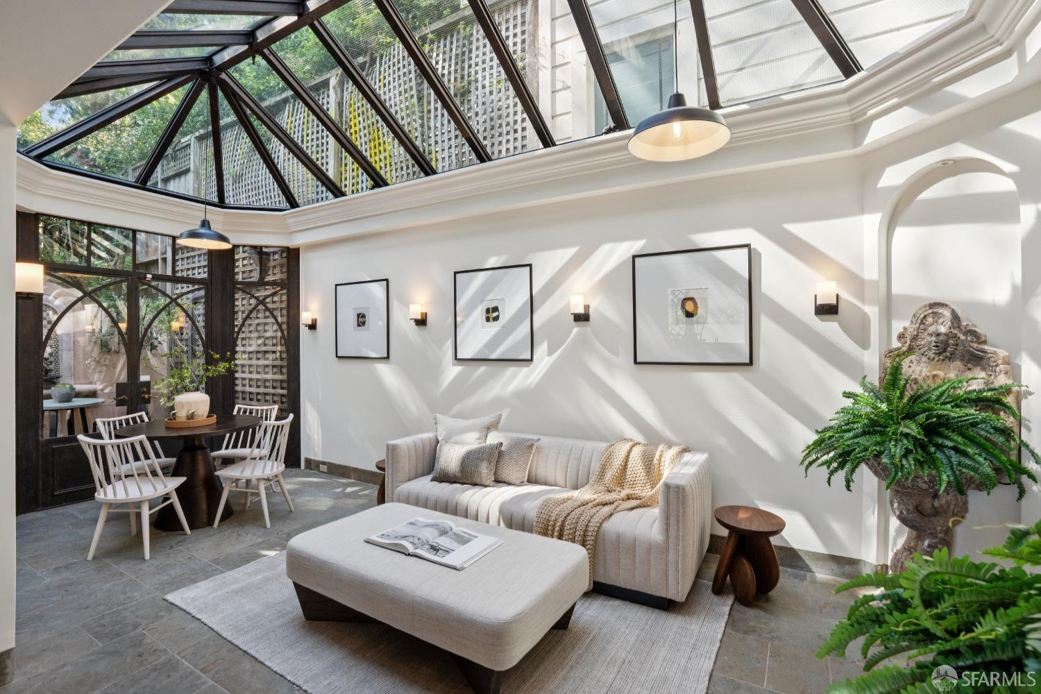 Detail Gallery Image 18 of 78 For 2535 Vallejo St, San Francisco,  CA 94123 - 3 Beds | 3/2 Baths