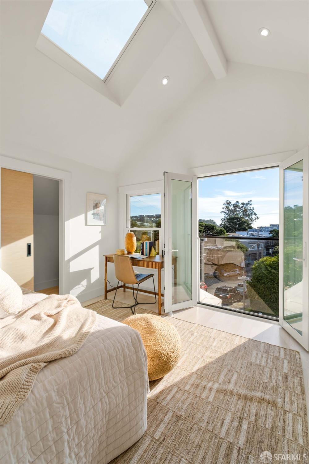 Detail Gallery Image 25 of 53 For 95 Nordhoff St, San Francisco,  CA 94131 - 4 Beds | 5 Baths