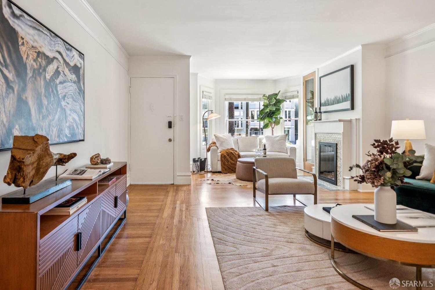 Photo #4: 426111734 Listing: Photo #4