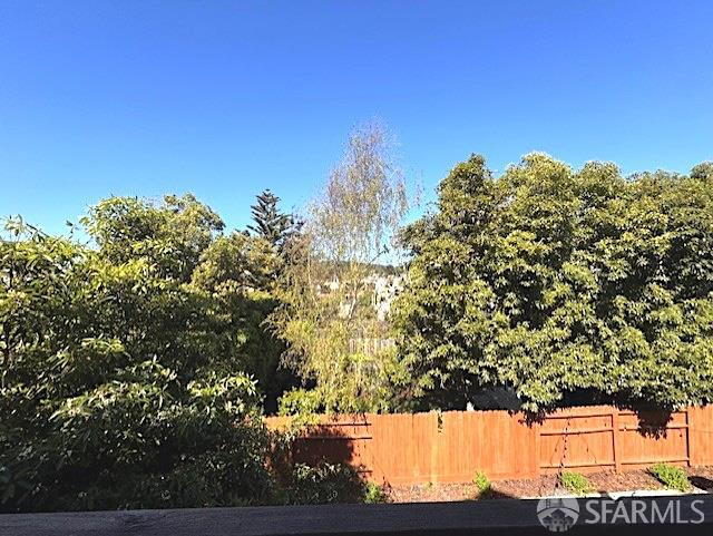 Detail Gallery Image 24 of 26 For 1122 Clement St, San Francisco,  CA 94118 - – Beds | – Baths