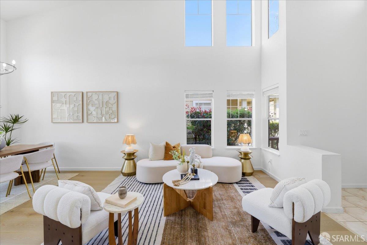 Detail Gallery Image 8 of 79 For 332 Mindanao Dr, Redwood City,  CA 94065 - 3 Beds | 2/1 Baths