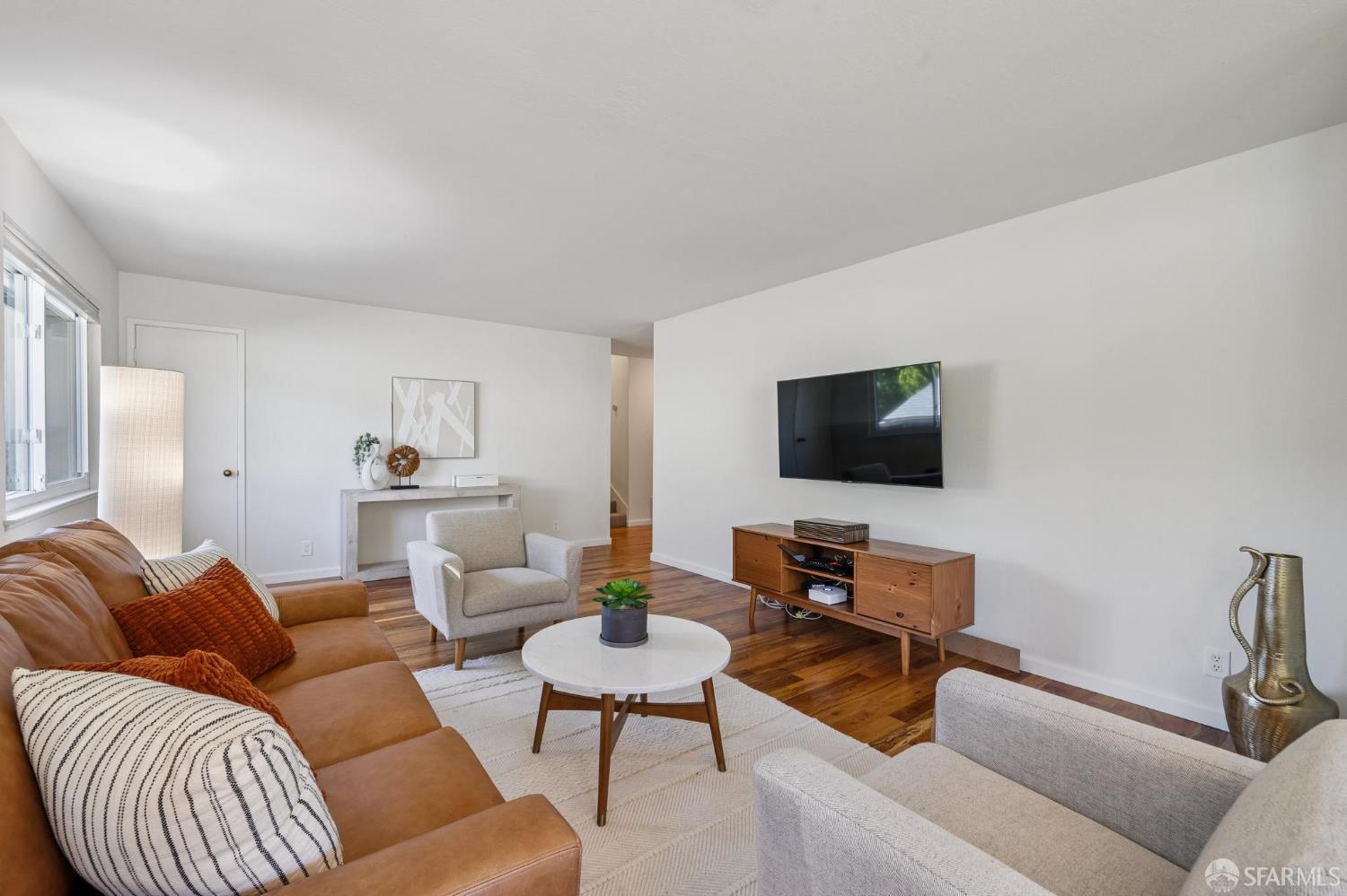 Detail Gallery Image 12 of 54 For 4743 Mountain Blvd, Oakland,  CA 94619 - 4 Beds | 3 Baths