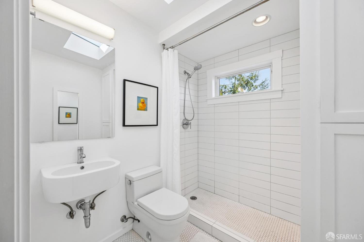 Detail Gallery Image 19 of 45 For 170 Staples Ave, San Francisco,  CA 94112 - 2 Beds | 1 Baths