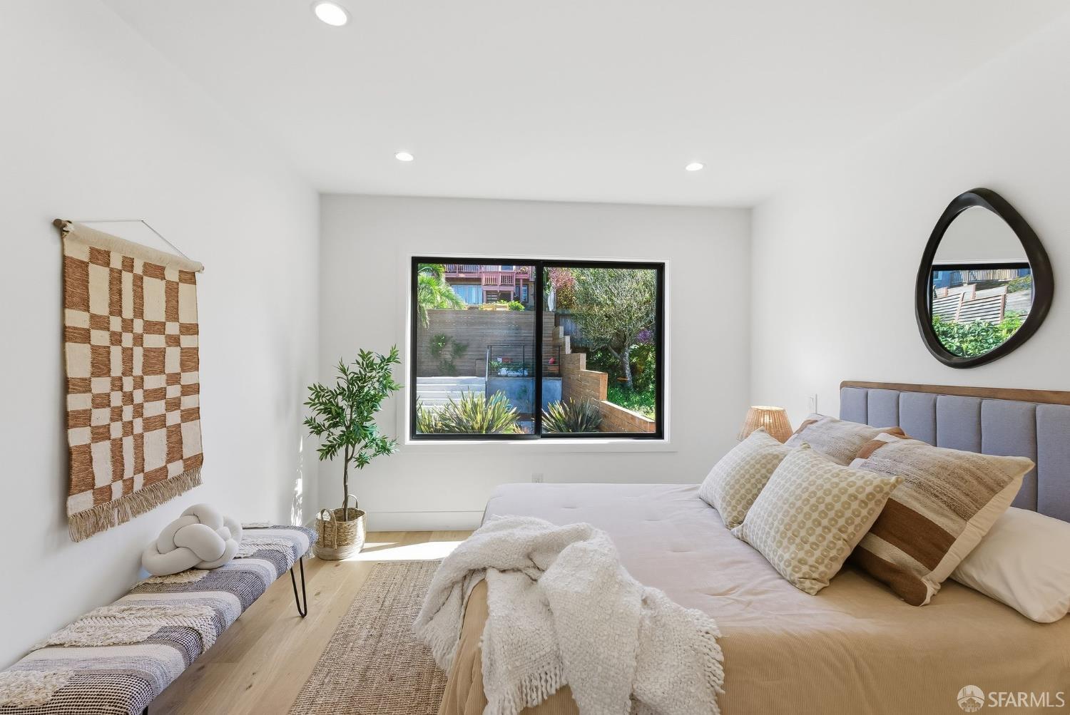 Detail Gallery Image 43 of 81 For 1646 34th Ave, San Francisco,  CA 94122 - 4 Beds | 3 Baths