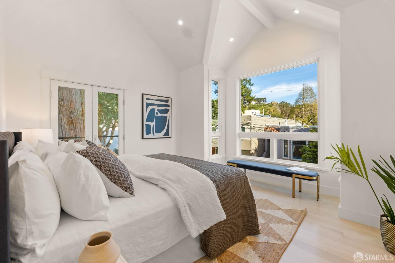 Detail Gallery Image 19 of 53 For 95 Nordhoff St, San Francisco,  CA 94131 - 4 Beds | 5 Baths