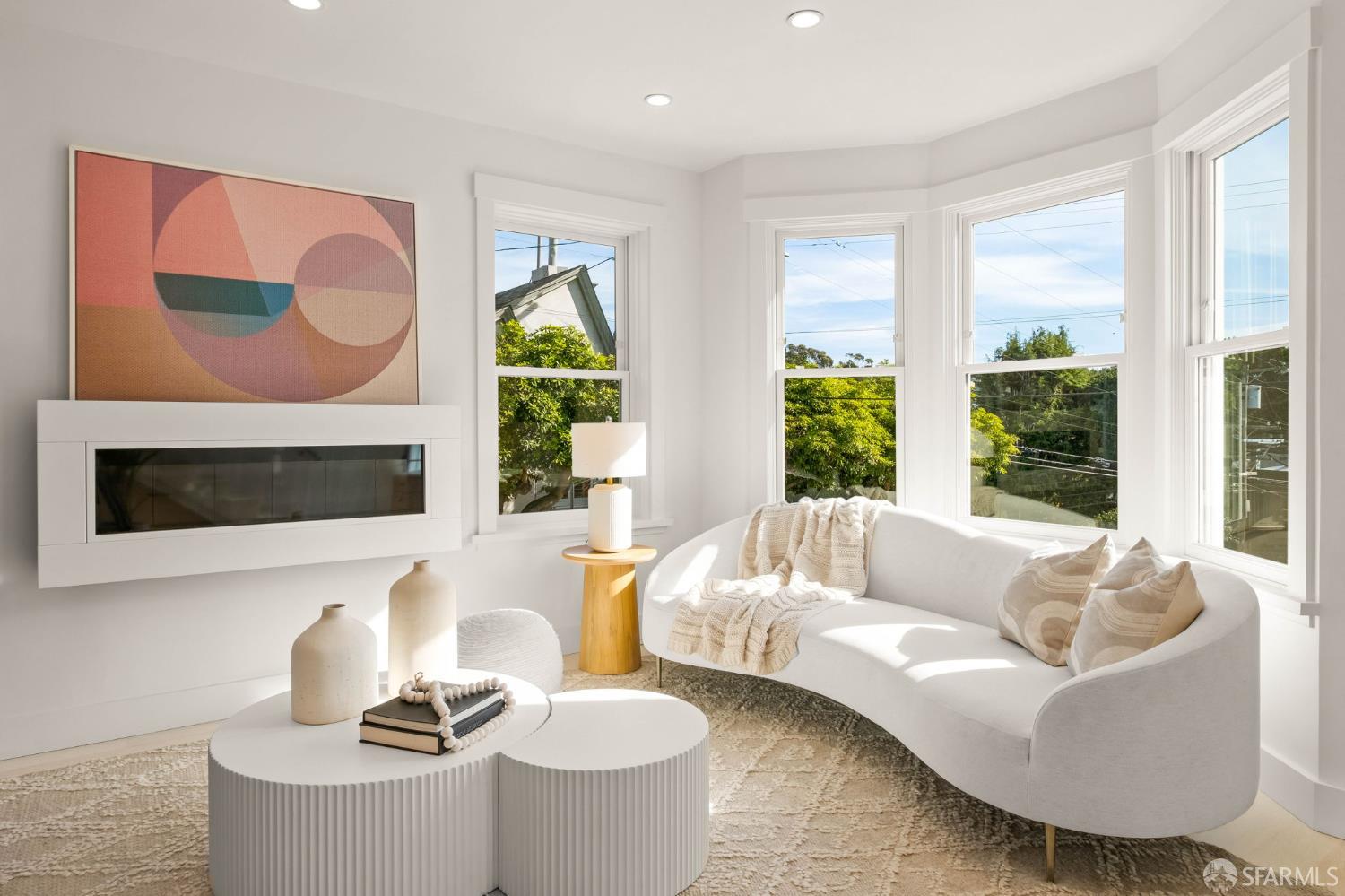 Detail Gallery Image 4 of 53 For 95 Nordhoff St, San Francisco,  CA 94131 - 4 Beds | 5 Baths