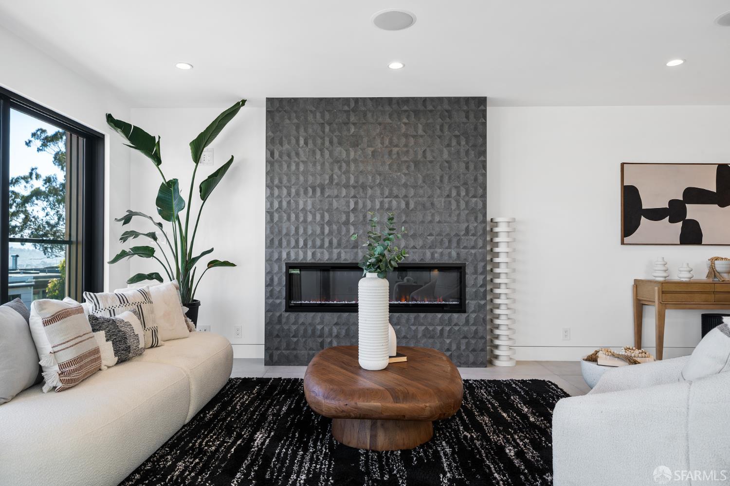 Detail Gallery Image 12 of 81 For 222 Molimo Dr, San Francisco,  CA 94127 - 4 Beds | 3/1 Baths