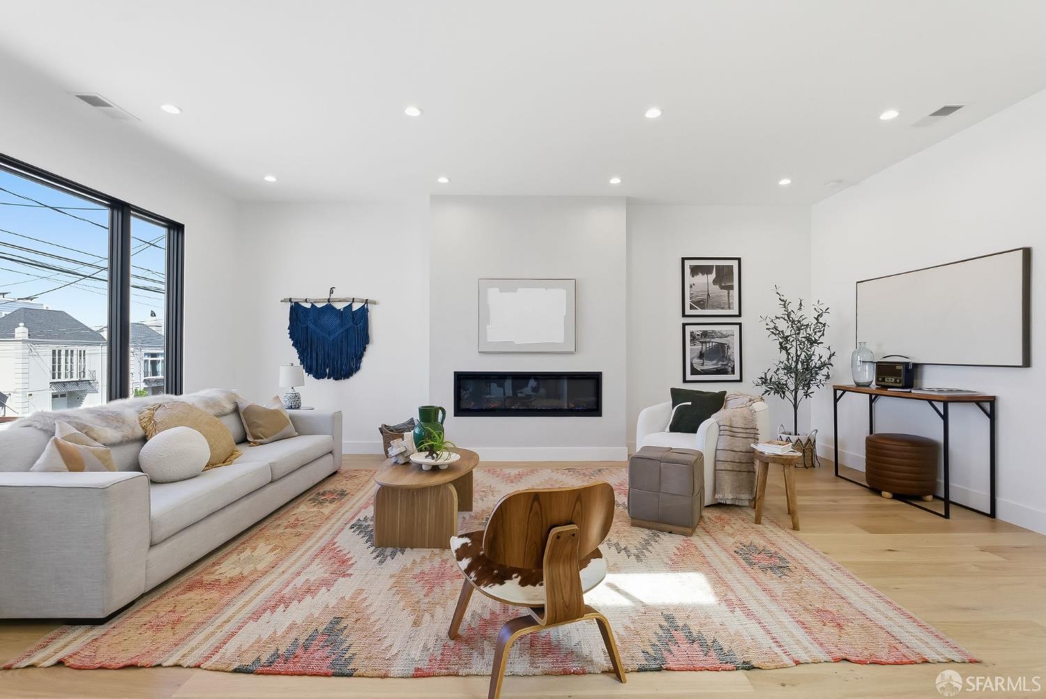 Detail Gallery Image 19 of 81 For 1646 34th Ave, San Francisco,  CA 94122 - 4 Beds | 3 Baths