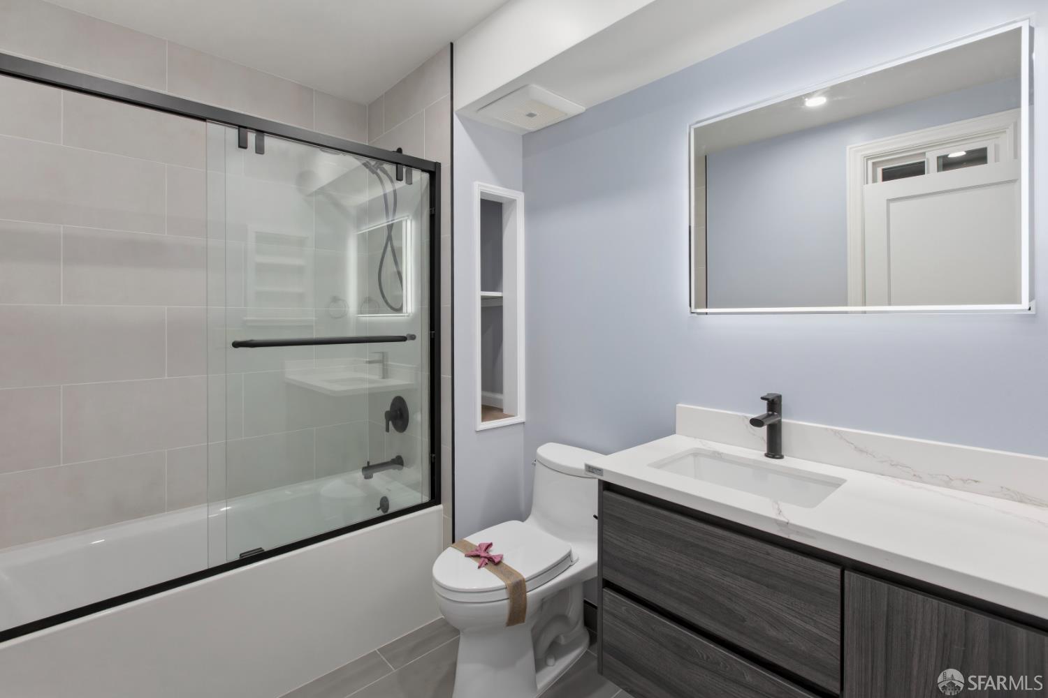 Detail Gallery Image 24 of 42 For 1627 20th Ave, San Francisco,  CA 94122 - – Beds | – Baths