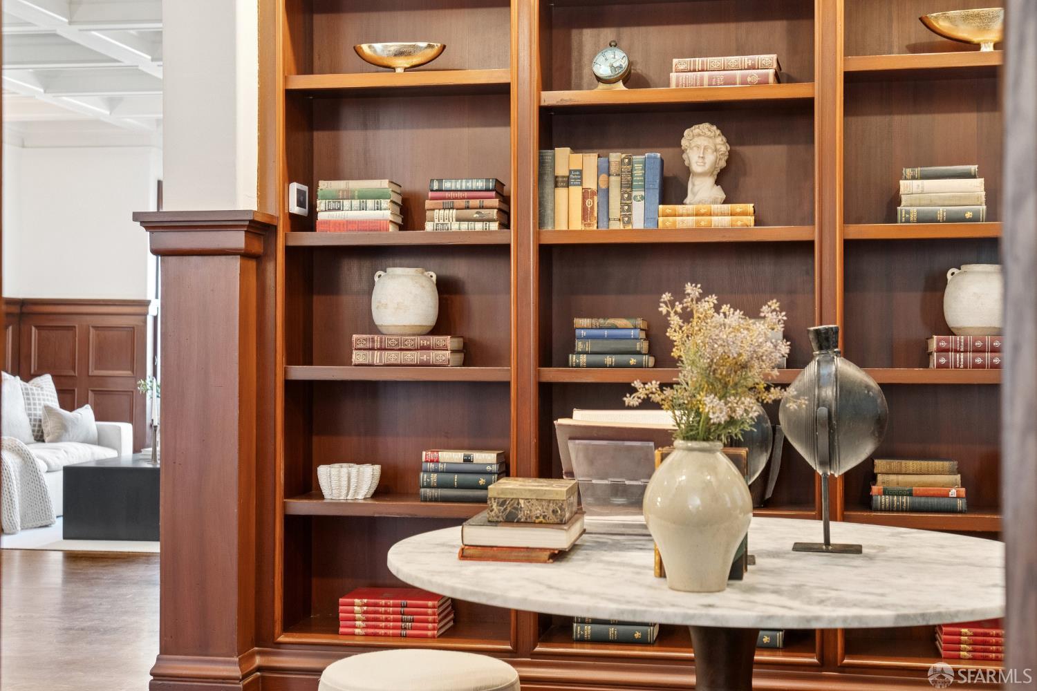 Detail Gallery Image 11 of 78 For 2535 Vallejo St, San Francisco,  CA 94123 - 3 Beds | 3/2 Baths