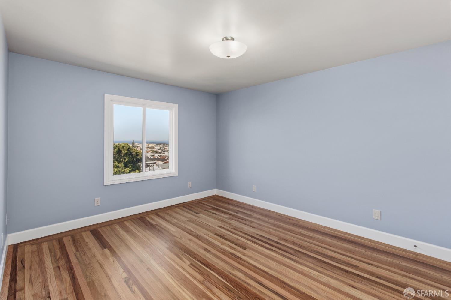 Detail Gallery Image 13 of 42 For 1627 20th Ave, San Francisco,  CA 94122 - – Beds | – Baths