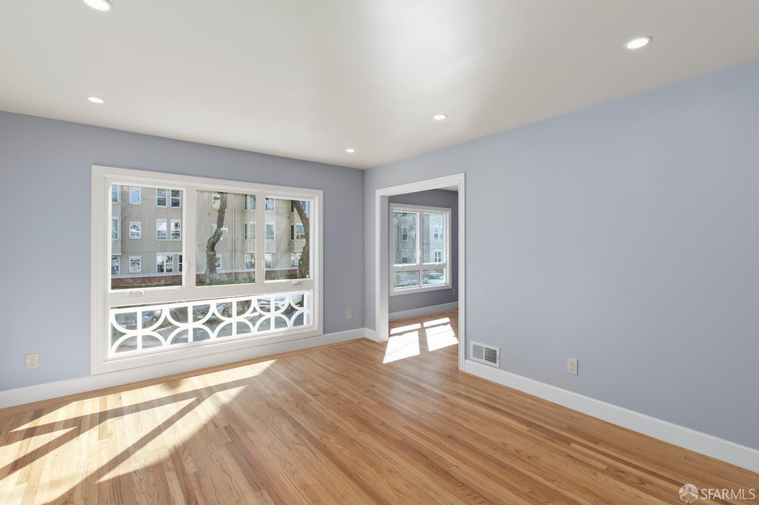 Detail Gallery Image 9 of 42 For 1627 20th Ave, San Francisco,  CA 94122 - – Beds | – Baths