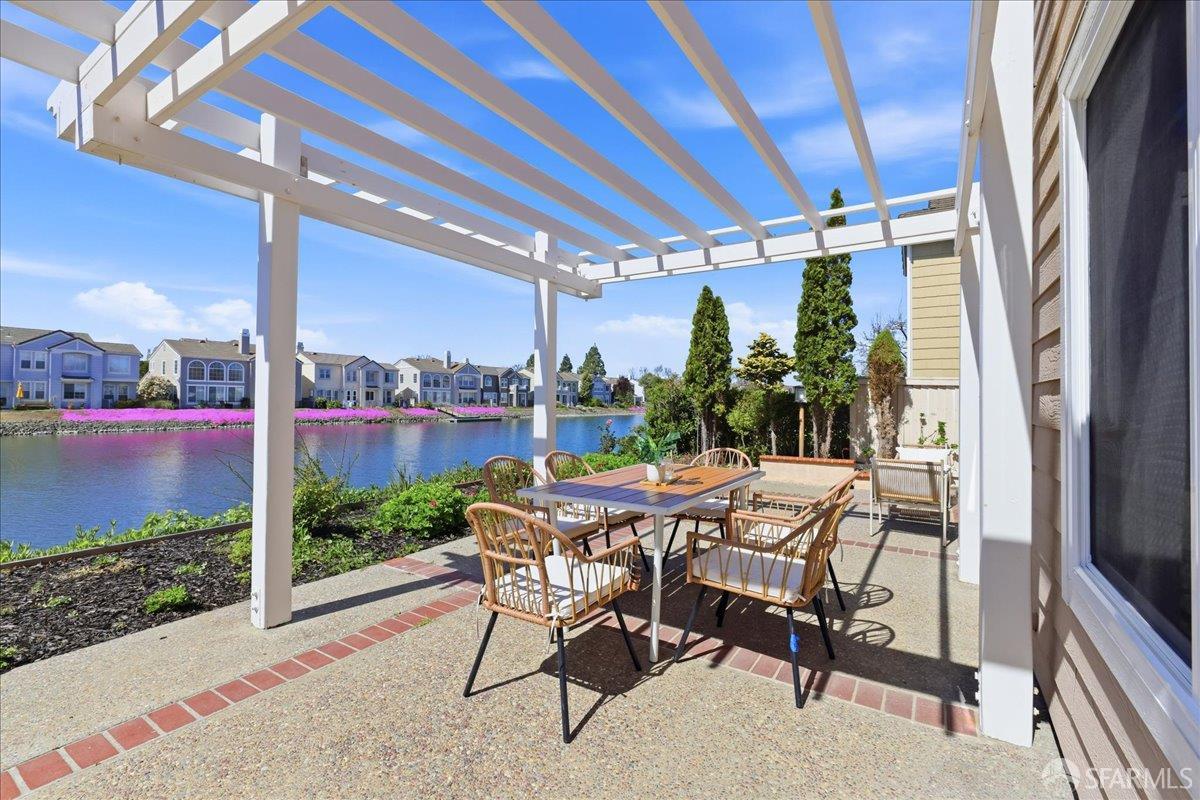 Detail Gallery Image 55 of 79 For 332 Mindanao Dr, Redwood City,  CA 94065 - 3 Beds | 2/1 Baths