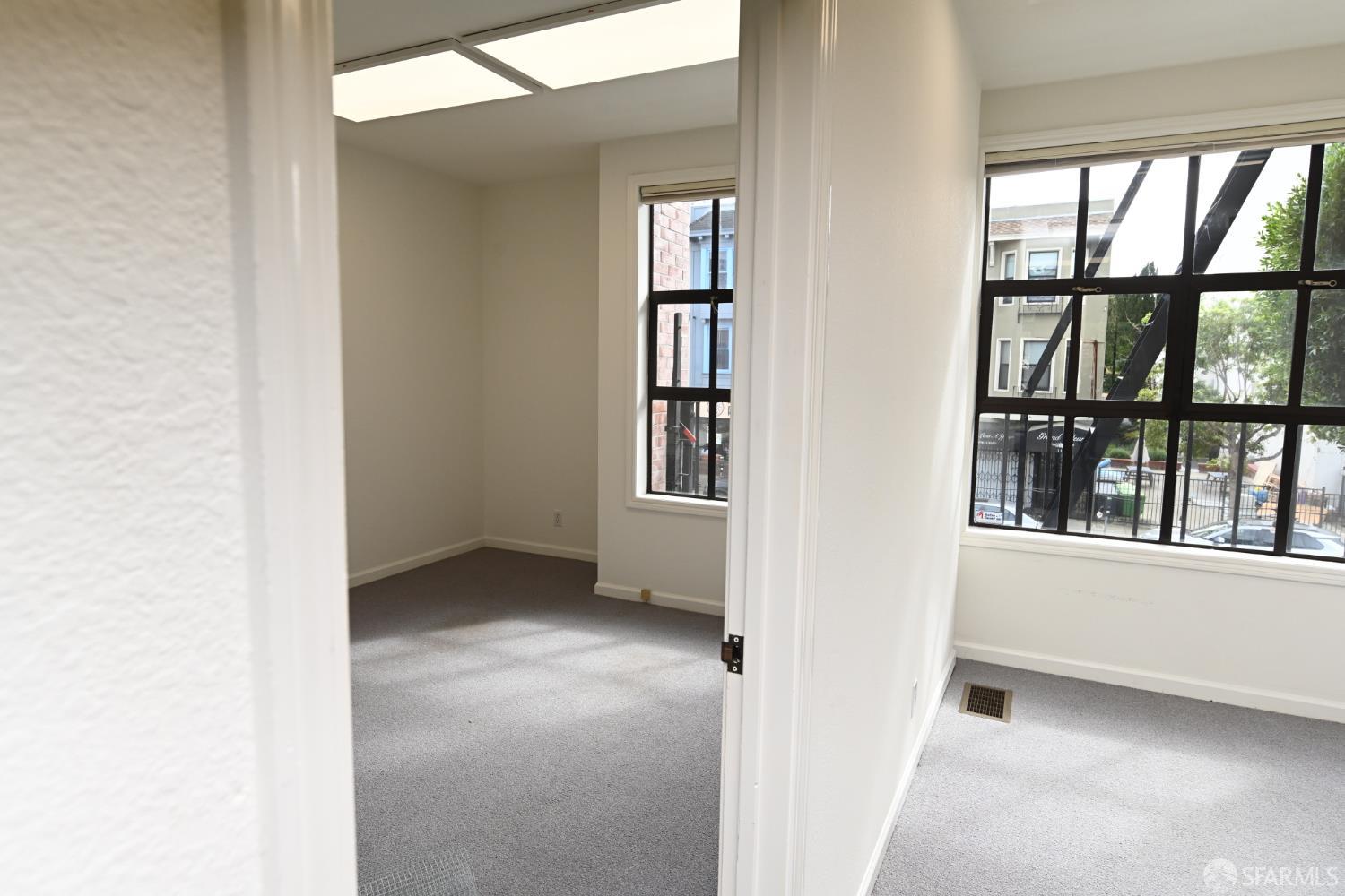 Detail Gallery Image 19 of 26 For 1122 Clement St, San Francisco,  CA 94118 - – Beds | – Baths