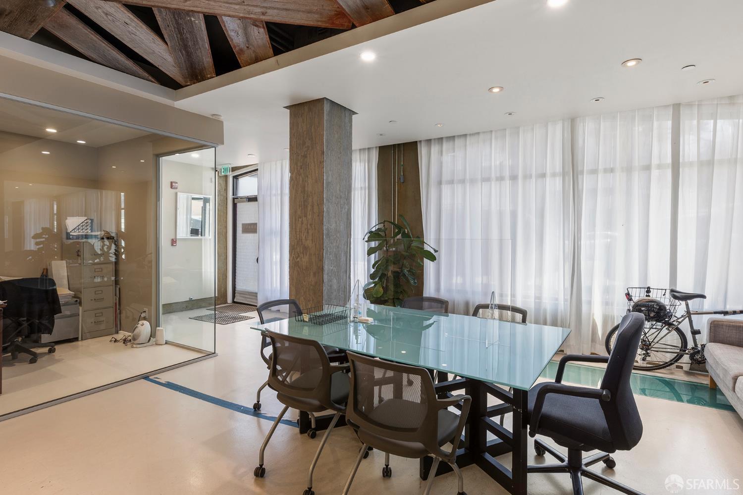 Detail Gallery Image 2 of 20 For 1315 7th Ave, San Francisco,  CA 94122 - – Beds | – Baths