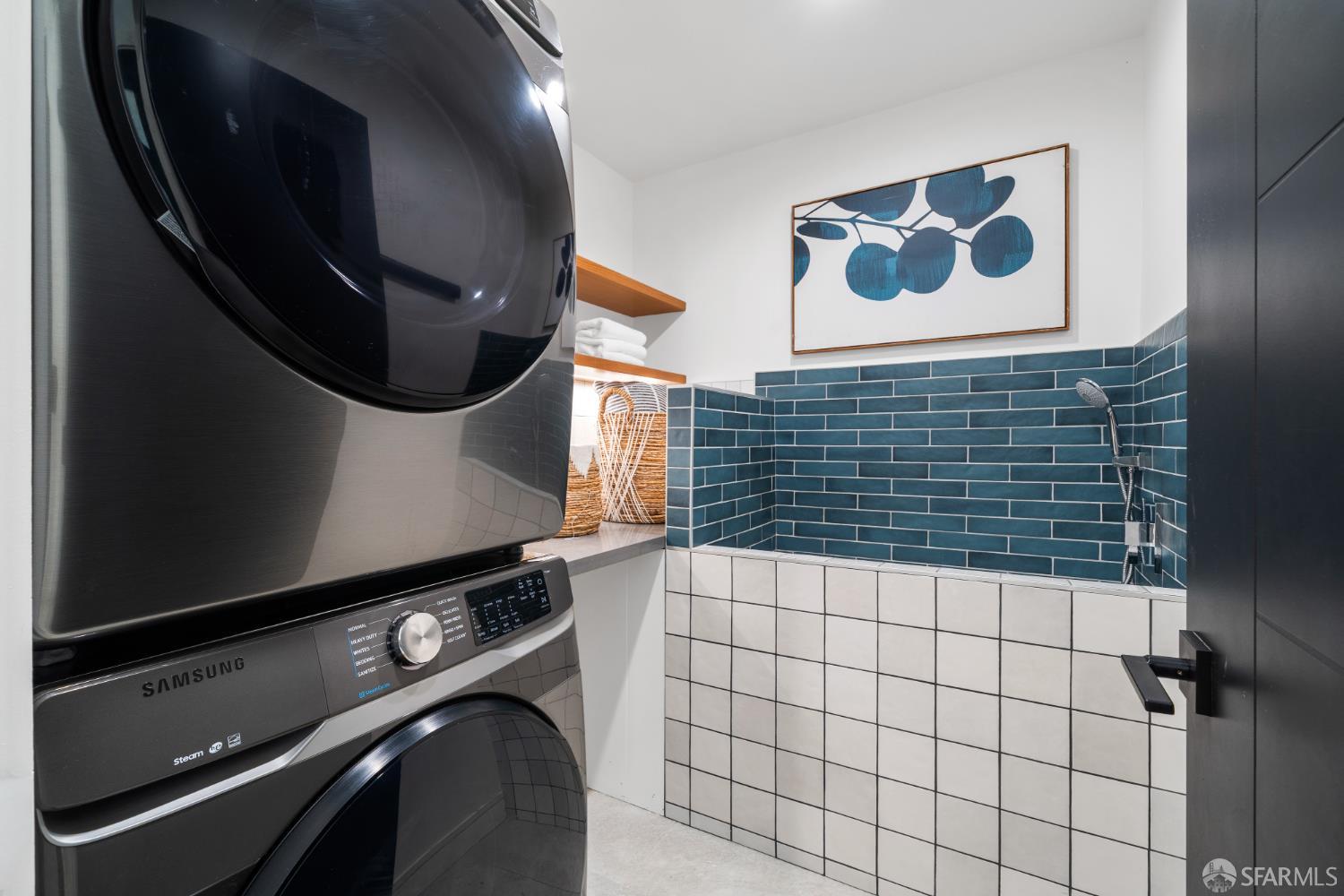 Detail Gallery Image 64 of 81 For 222 Molimo Dr, San Francisco,  CA 94127 - 4 Beds | 3/1 Baths