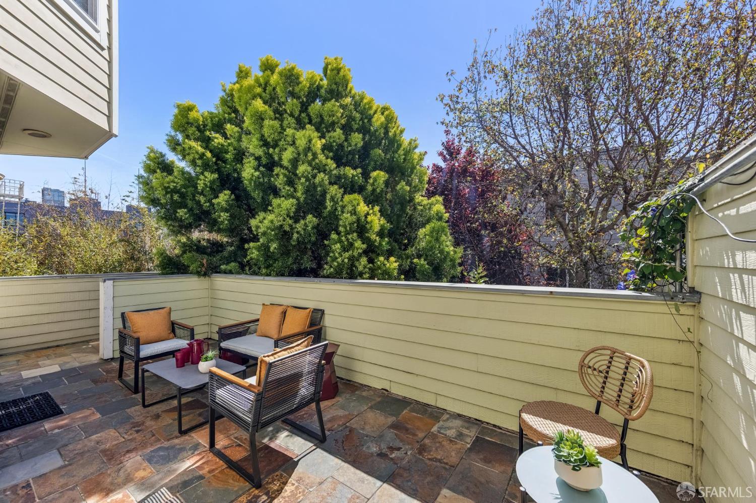 Photo #5: 426100649 Listing: Photo #5