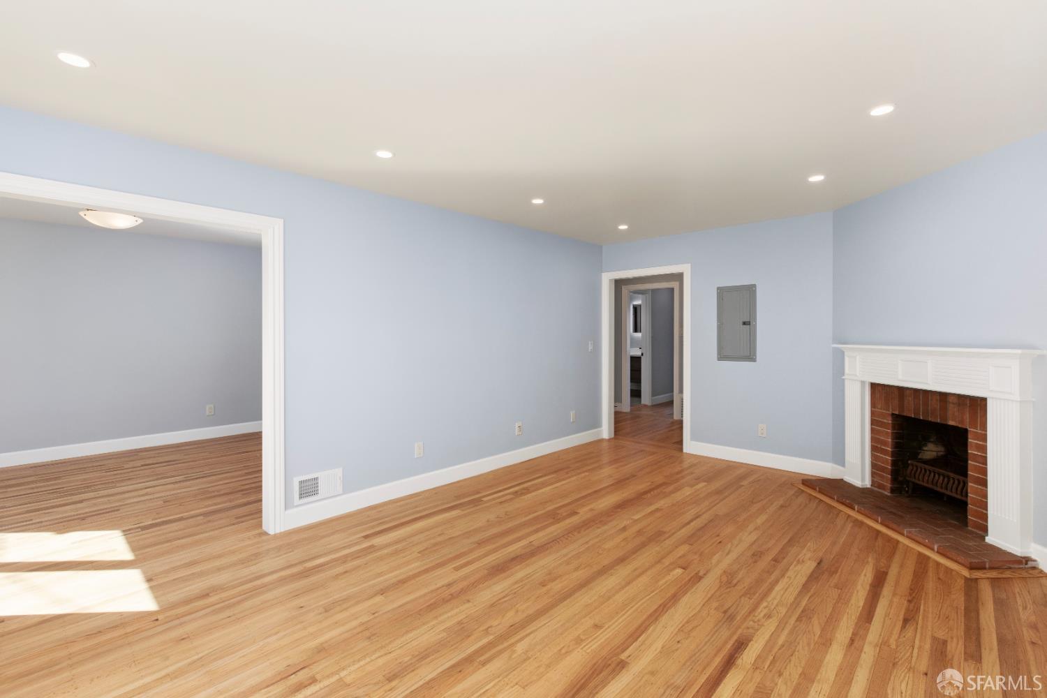 Detail Gallery Image 11 of 42 For 1627 20th Ave, San Francisco,  CA 94122 - – Beds | – Baths