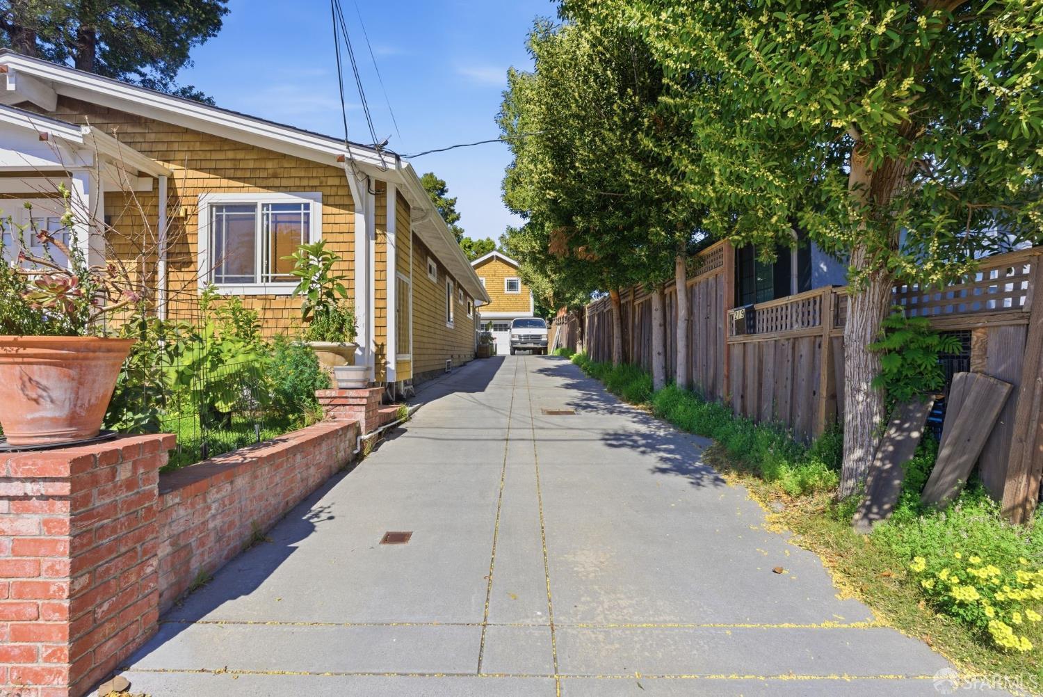 Detail Gallery Image 3 of 11 For 217 San Marco Ave, San Bruno,  CA 94066 - – Beds | – Baths