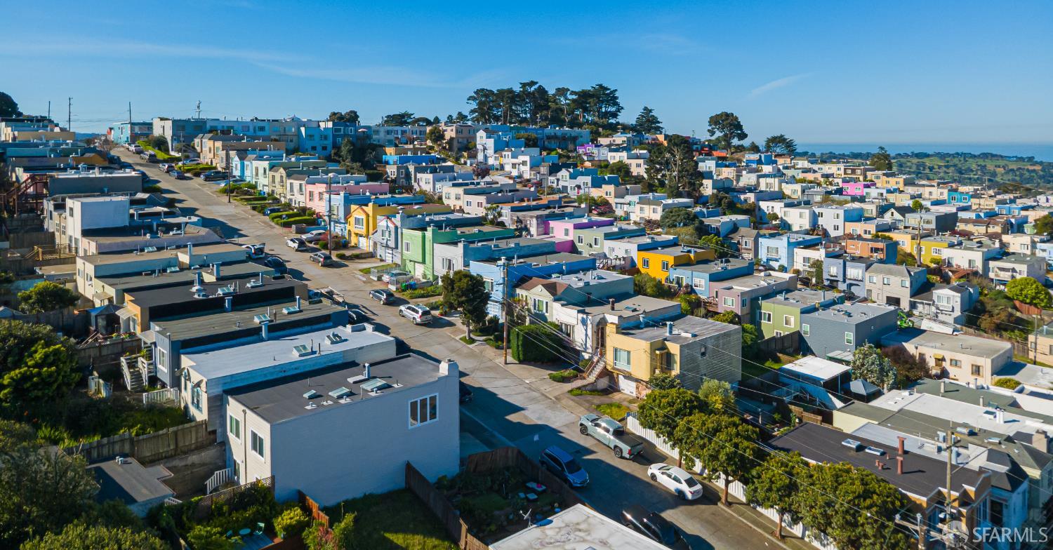 Detail Gallery Image 35 of 39 For 125 Garfield St, San Francisco,  CA 94134 - 4 Beds | 2 Baths