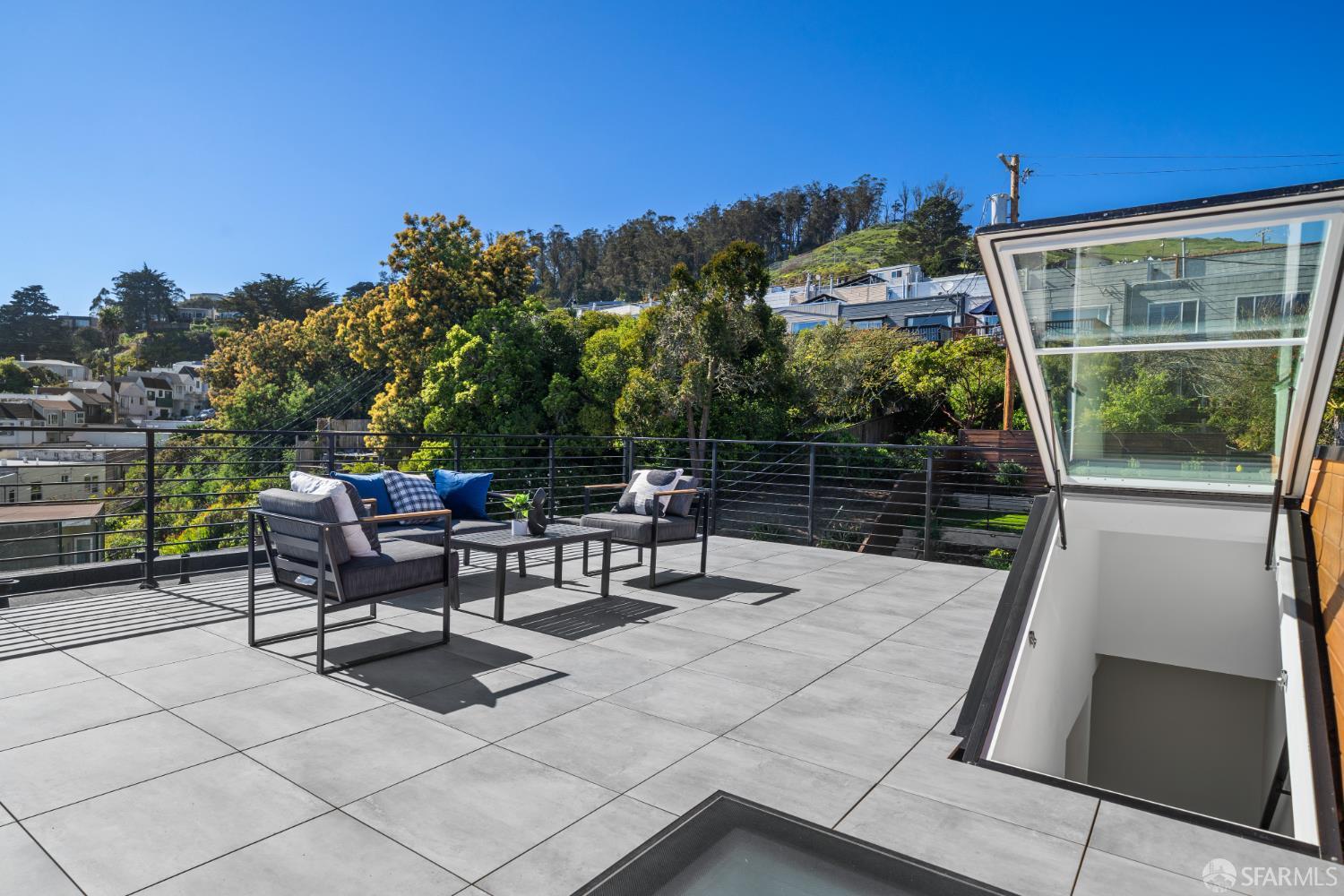 Detail Gallery Image 65 of 81 For 222 Molimo Dr, San Francisco,  CA 94127 - 4 Beds | 3/1 Baths