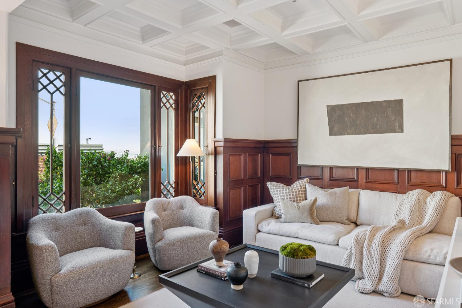 Detail Gallery Image 4 of 78 For 2535 Vallejo St, San Francisco,  CA 94123 - 3 Beds | 3/2 Baths