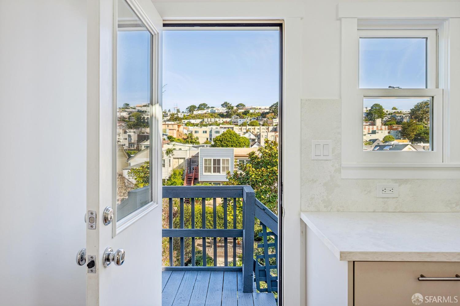 Detail Gallery Image 23 of 45 For 170 Staples Ave, San Francisco,  CA 94112 - 2 Beds | 1 Baths