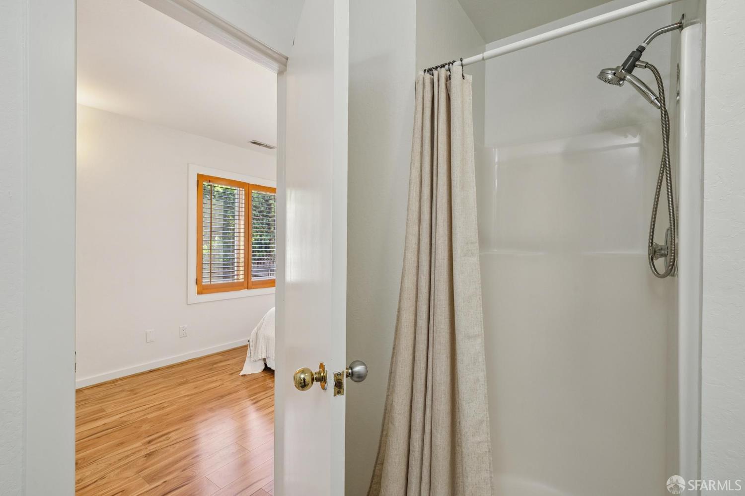 Detail Gallery Image 36 of 54 For 4743 Mountain Blvd, Oakland,  CA 94619 - 4 Beds | 3 Baths