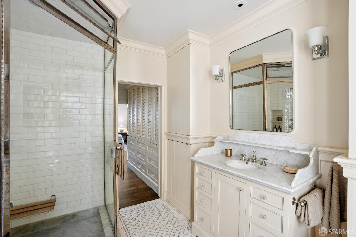 Detail Gallery Image 38 of 78 For 2535 Vallejo St, San Francisco,  CA 94123 - 3 Beds | 3/2 Baths