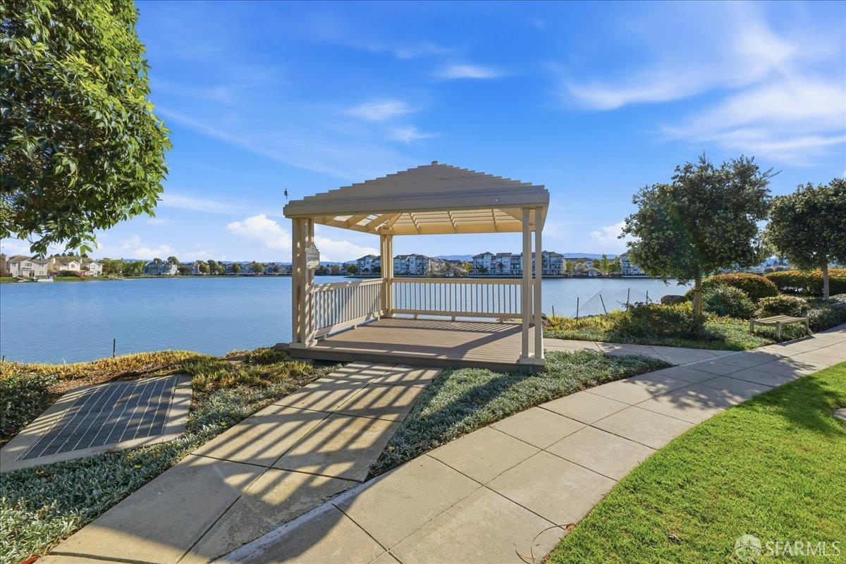 Detail Gallery Image 76 of 79 For 332 Mindanao Dr, Redwood City,  CA 94065 - 3 Beds | 2/1 Baths