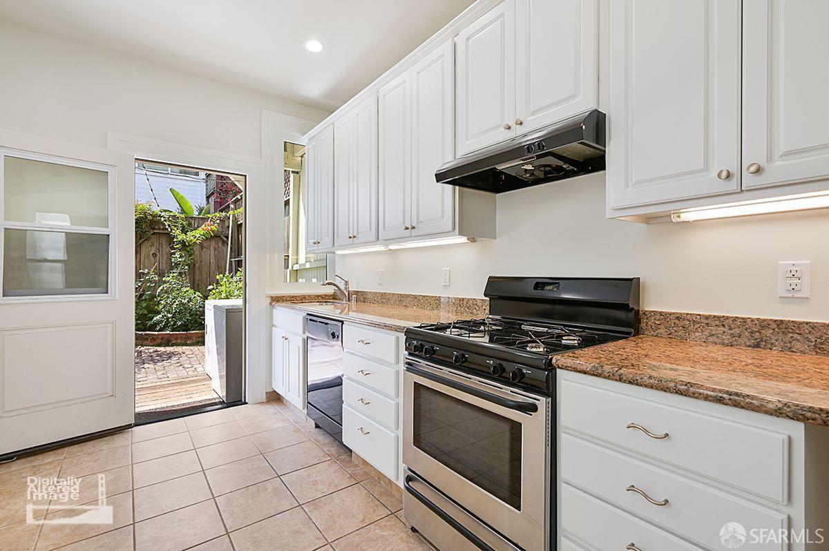 Detail Gallery Image 14 of 34 For 733 Waller St, San Francisco,  CA 94117 - – Beds | – Baths