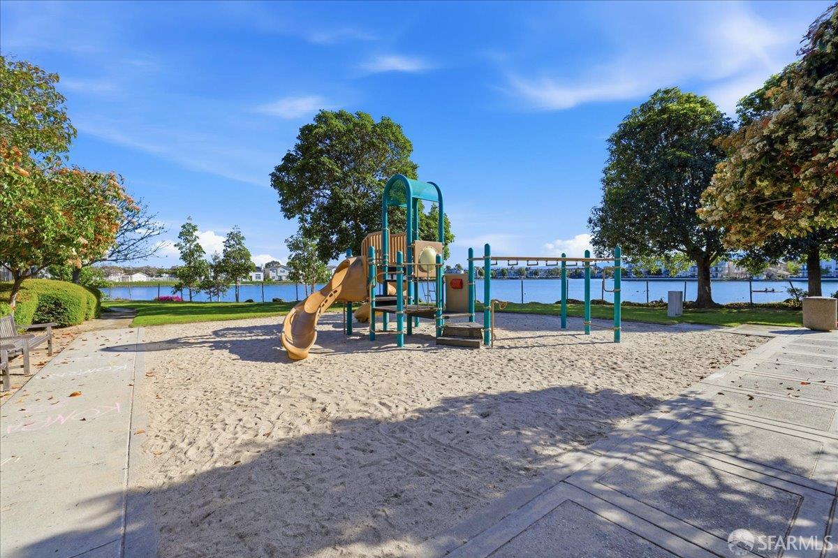 Detail Gallery Image 75 of 79 For 332 Mindanao Dr, Redwood City,  CA 94065 - 3 Beds | 2/1 Baths