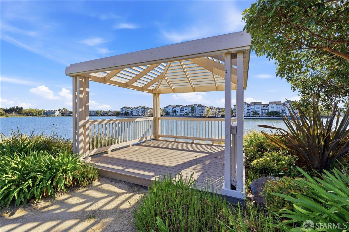 Detail Gallery Image 78 of 79 For 332 Mindanao Dr, Redwood City,  CA 94065 - 3 Beds | 2/1 Baths