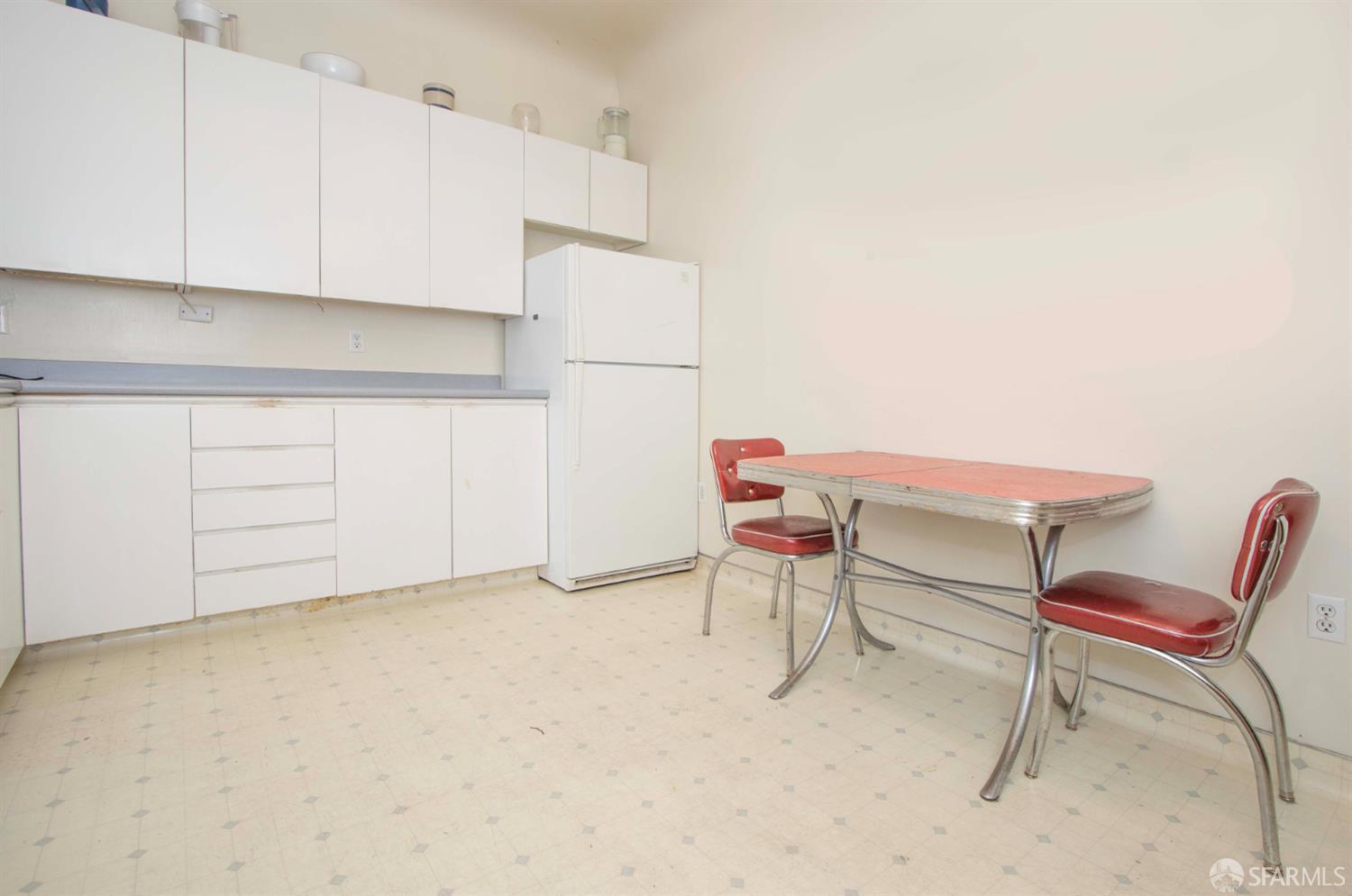 Photo #13: 426112995 Listing: Photo #13