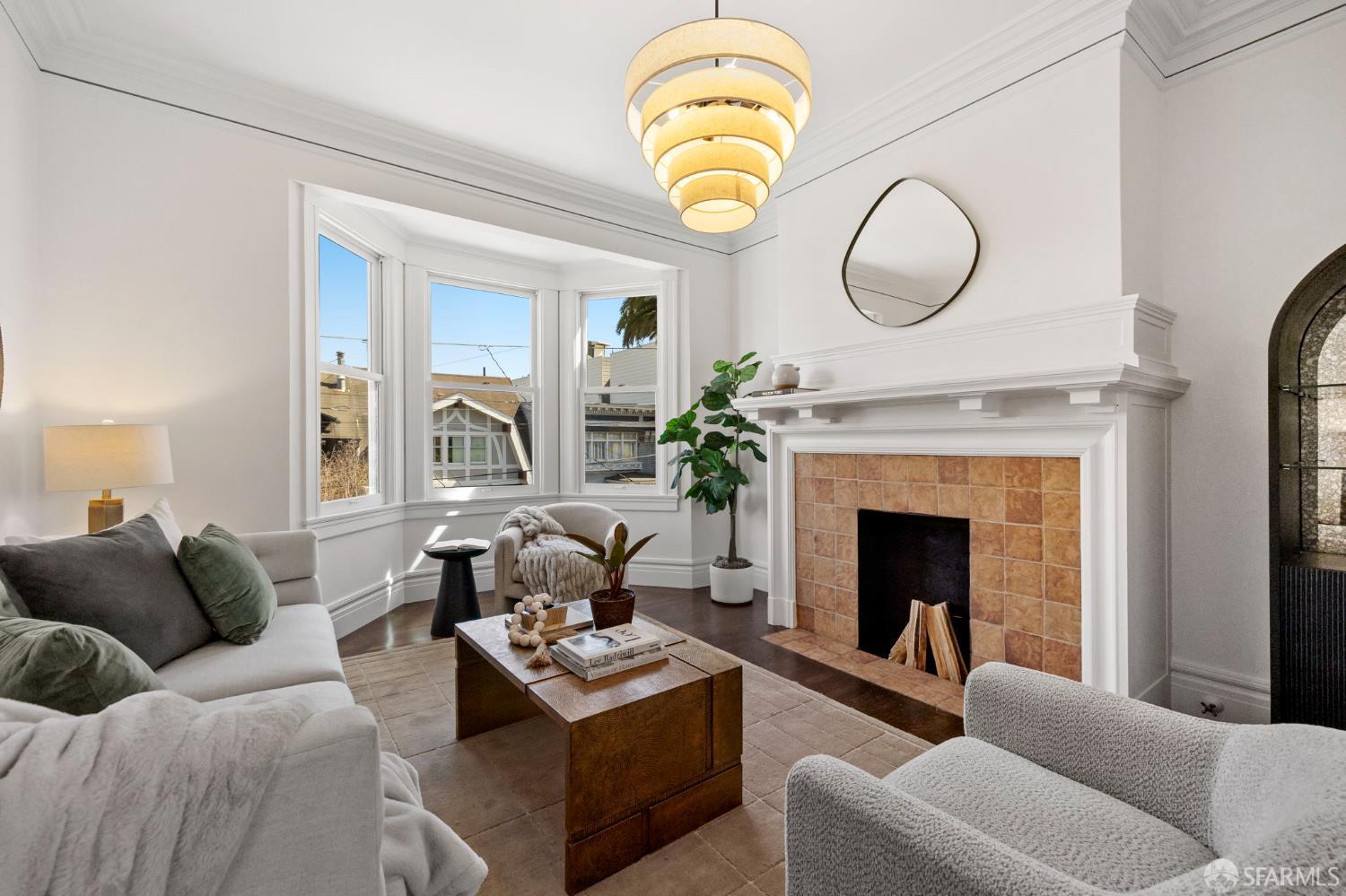 Photo #5: 426112839 Listing: Photo #5